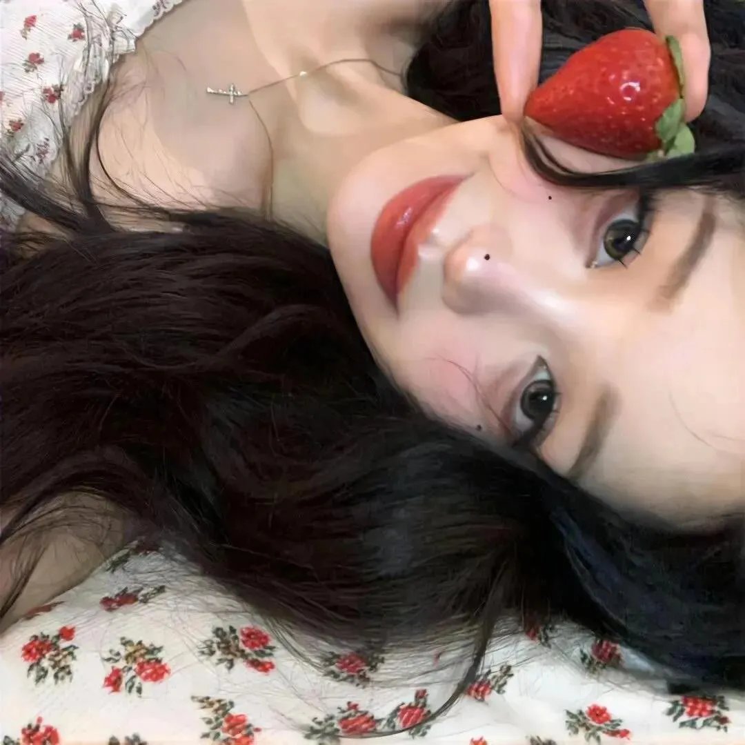 岁岁逢君恰似瑾